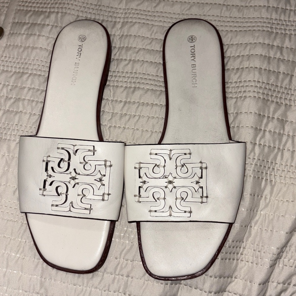 Tory Burch Cream Slide Sandals with Logo